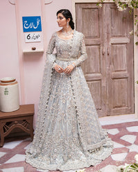 Nur B-09 (Without Veil)